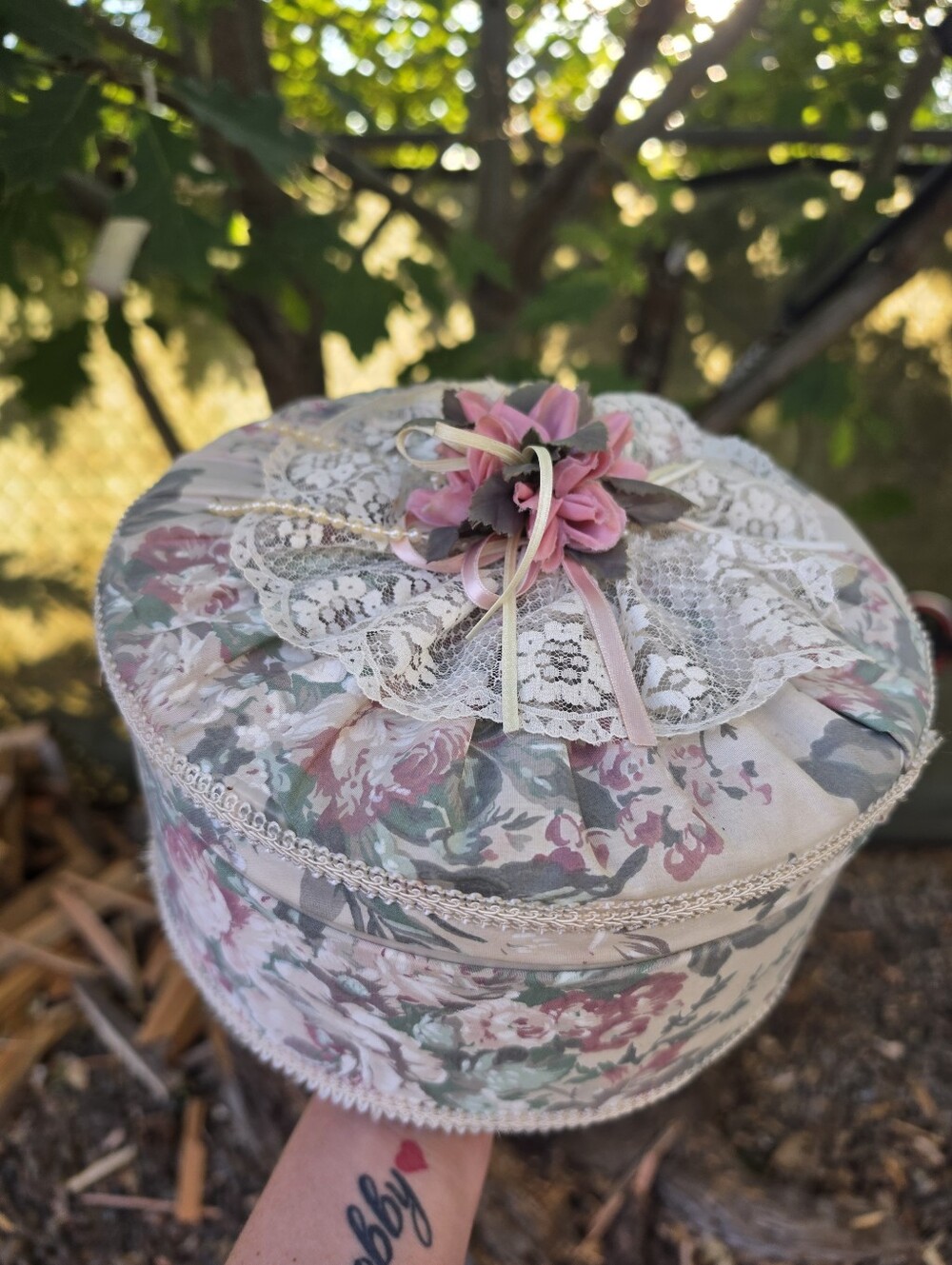 Vtg 90's San Francisco Music Box Company Box Shabby Chic Cottagecore Victorian